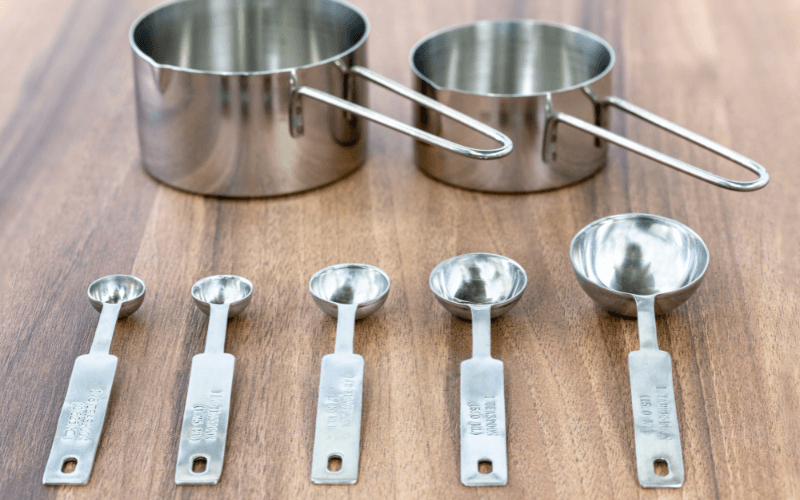 Image of measuring utensils.