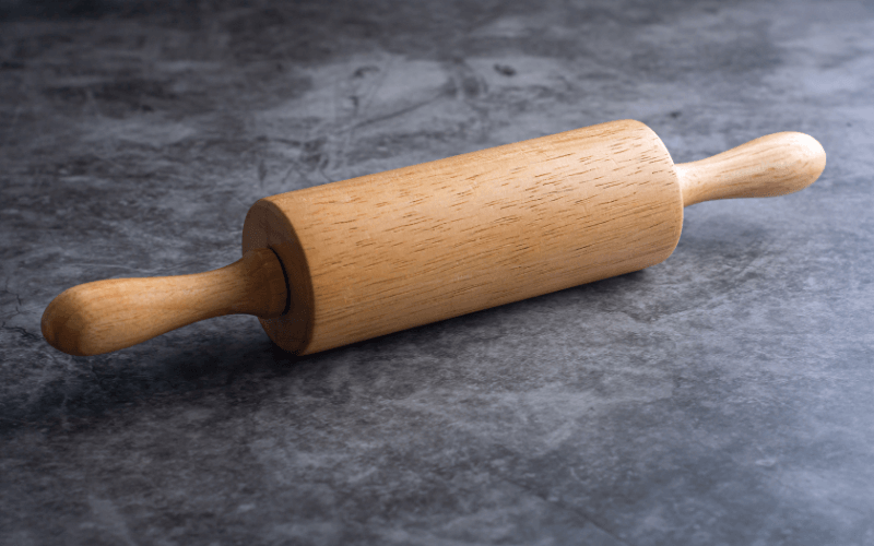 image of a rolling pin.
