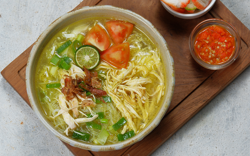 Your Healthy Kampong Glam Food Guide A bowl of soto ayam