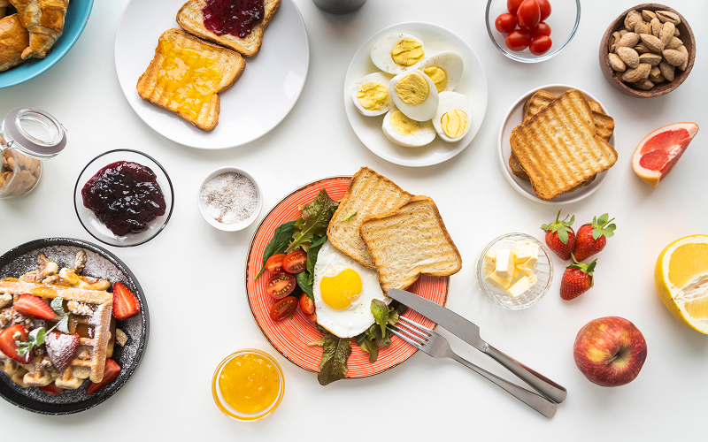 Morning Fix: How to Build A Healthier Breakfast-Brunch Routine in Singapore A stock photo of breakfast/brunch meal