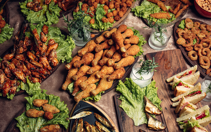 The Smart Way to Feast: How Technology Is Changing the Halal Buffet Experience A stock photo of halal buffet