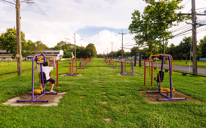 Free Places in Singapore to Boost Your Active Lifestyle An image of an outdoor fitness corner