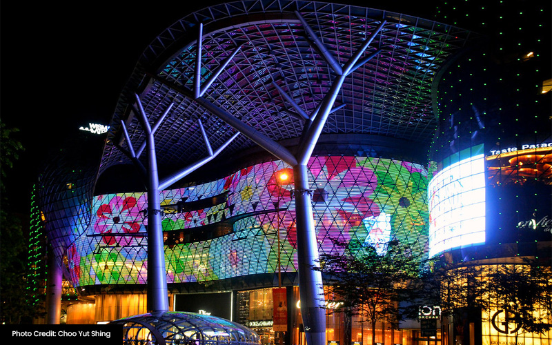 The 4 Most High-Tech Experiential Places in Orchard Road to Visit This Year lights and attraction of ION mall in the evening